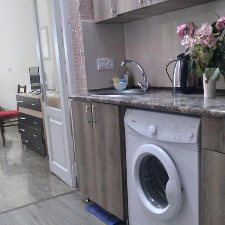 Sayat Nova Apartments Tbilisi Buitenkant foto