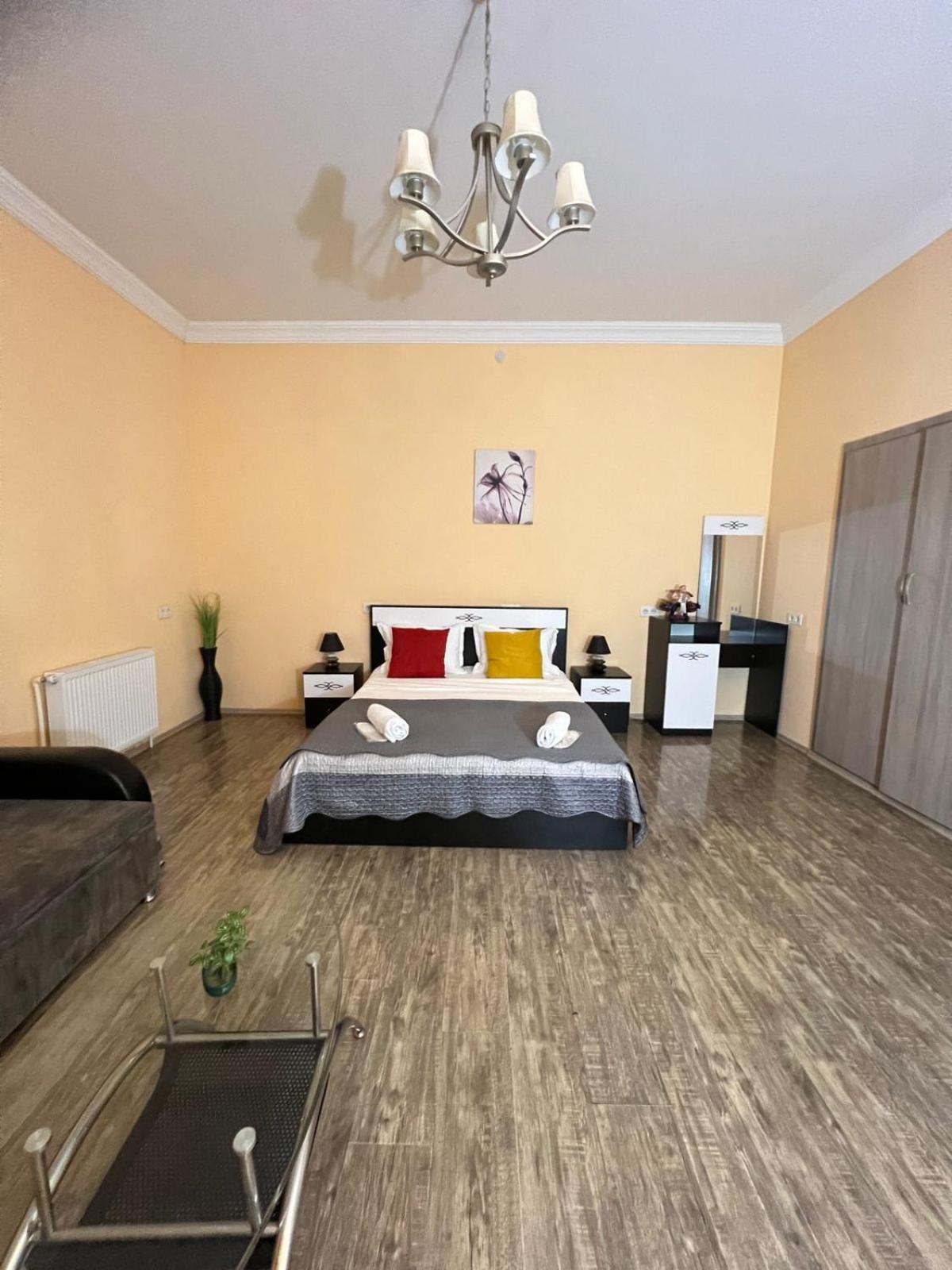 Sayat Nova Apartments Tbilisi Buitenkant foto