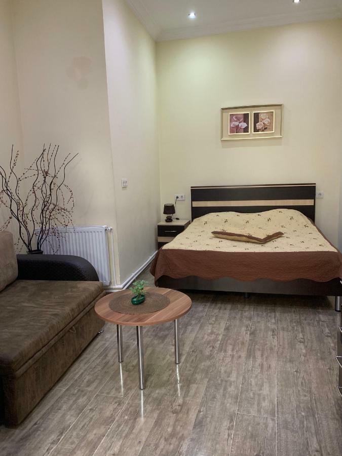 Sayat Nova Apartments Tbilisi Buitenkant foto